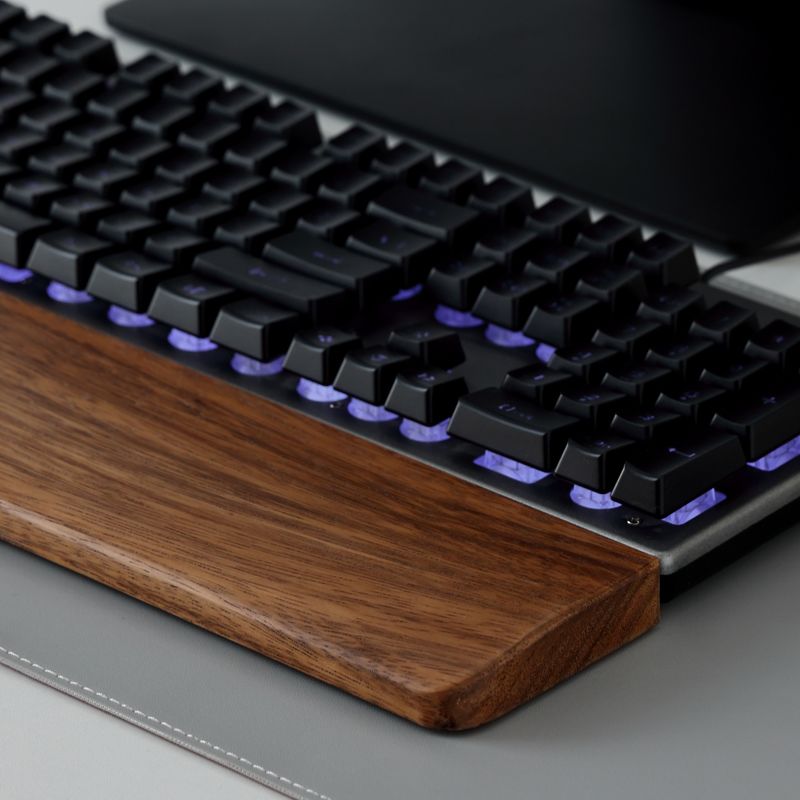 Solid Wood Keyboard Palm Rest  - Gaming Accessories On Sale のレビューと価格